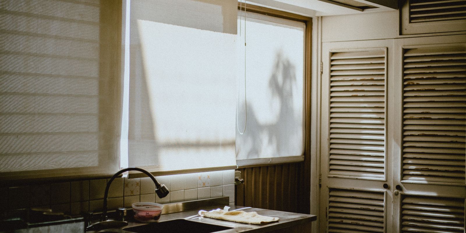 The Best Window Coverings for the Arizona Sun